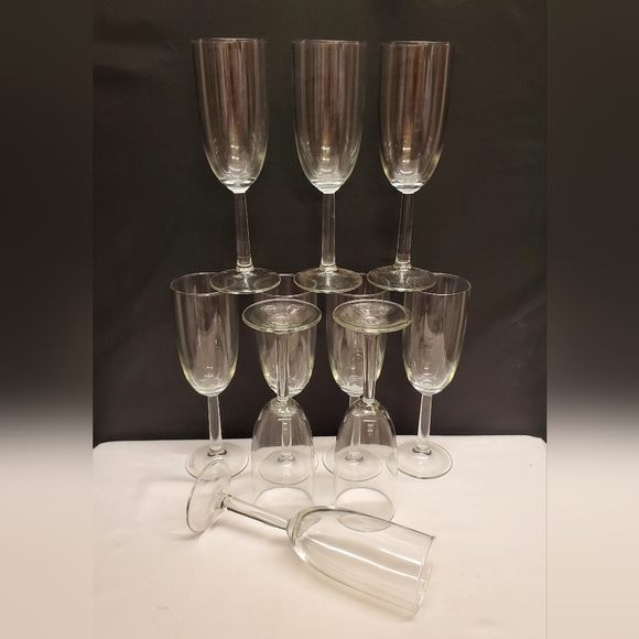 Pier 1 Imports 10pc Classic Prima Flute Champagne Glasses